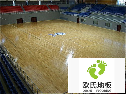 為什么要運(yùn)動(dòng)木地板重視防滑保護(hù)層